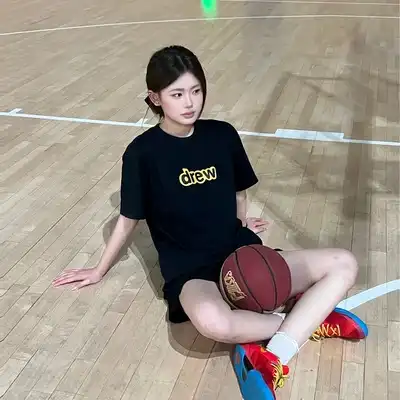 孔德静